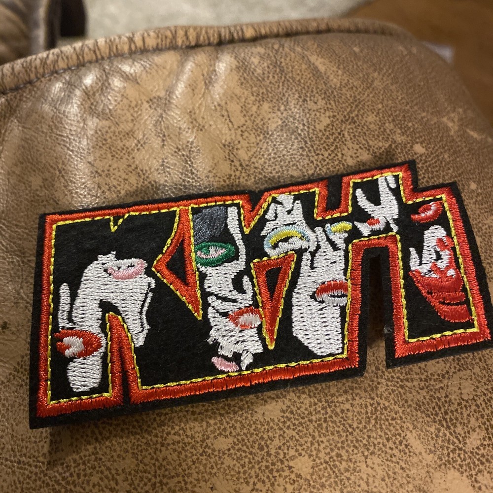 Kiss Logo - Classic Rock Patch Symbol Badge Emblem Insignia Love Army Fan Faces