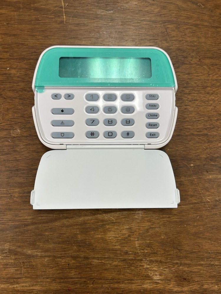 DSC RFK5501 PowerSeries 64-Zone LCD Keypad No box
