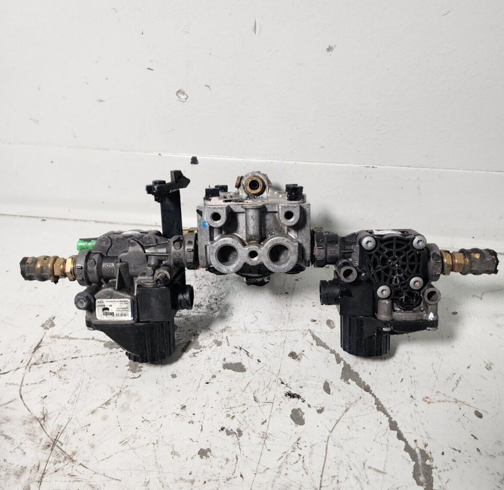K056040 Bendix M-40HR ABS Modulator Valve 12v ASSEMBLY