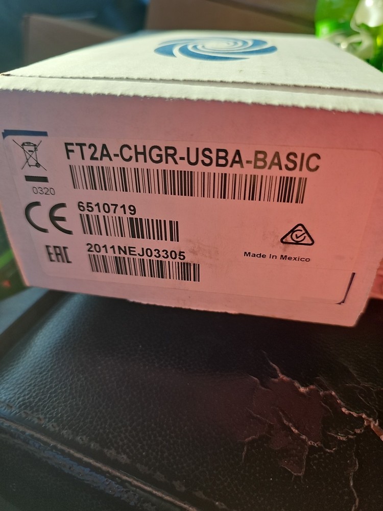 NEW Crestron FT2A-CHGR-USBA-BASIC FlipTop USB Rapid Charging Module (EC5)