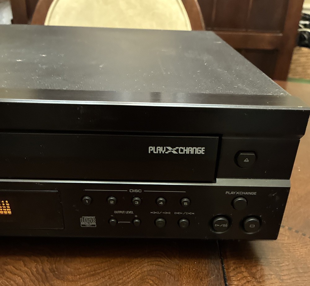 Yamaha CDC-685 CD Changer - Tested