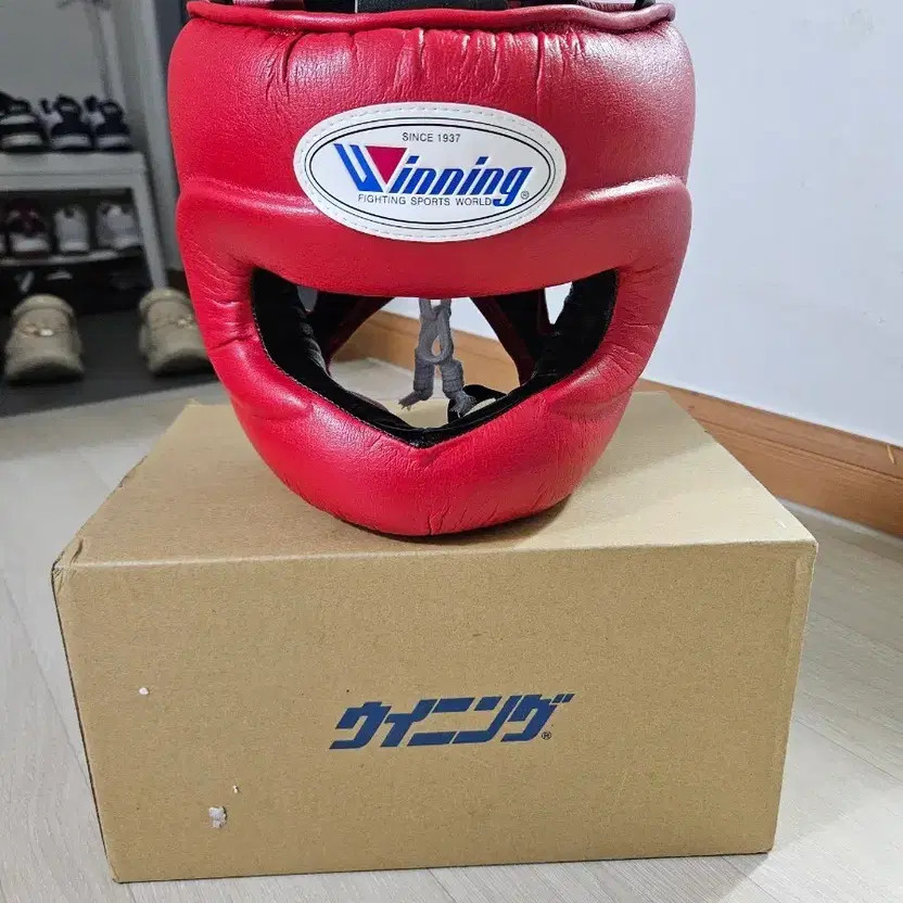 Winning FG5000 Boxing Headgear M Size Red Brand New Official