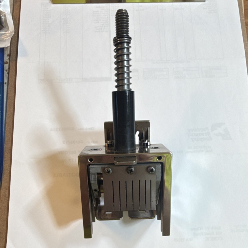 Metal Mechanical Numbering Machine with Rotary Wheels Sequential Printer