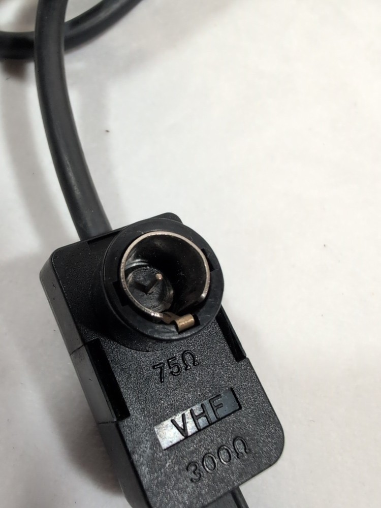 Transformer 75 Ohm to 300 Ohm for TV