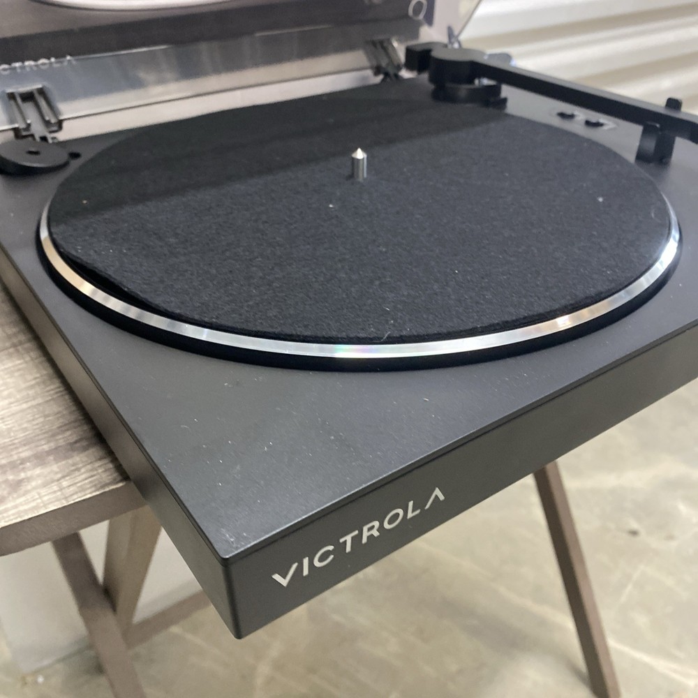 Victrola Fully Automatic Bluetooth Turntable VPT-800, Black - NEEDS BELT READ