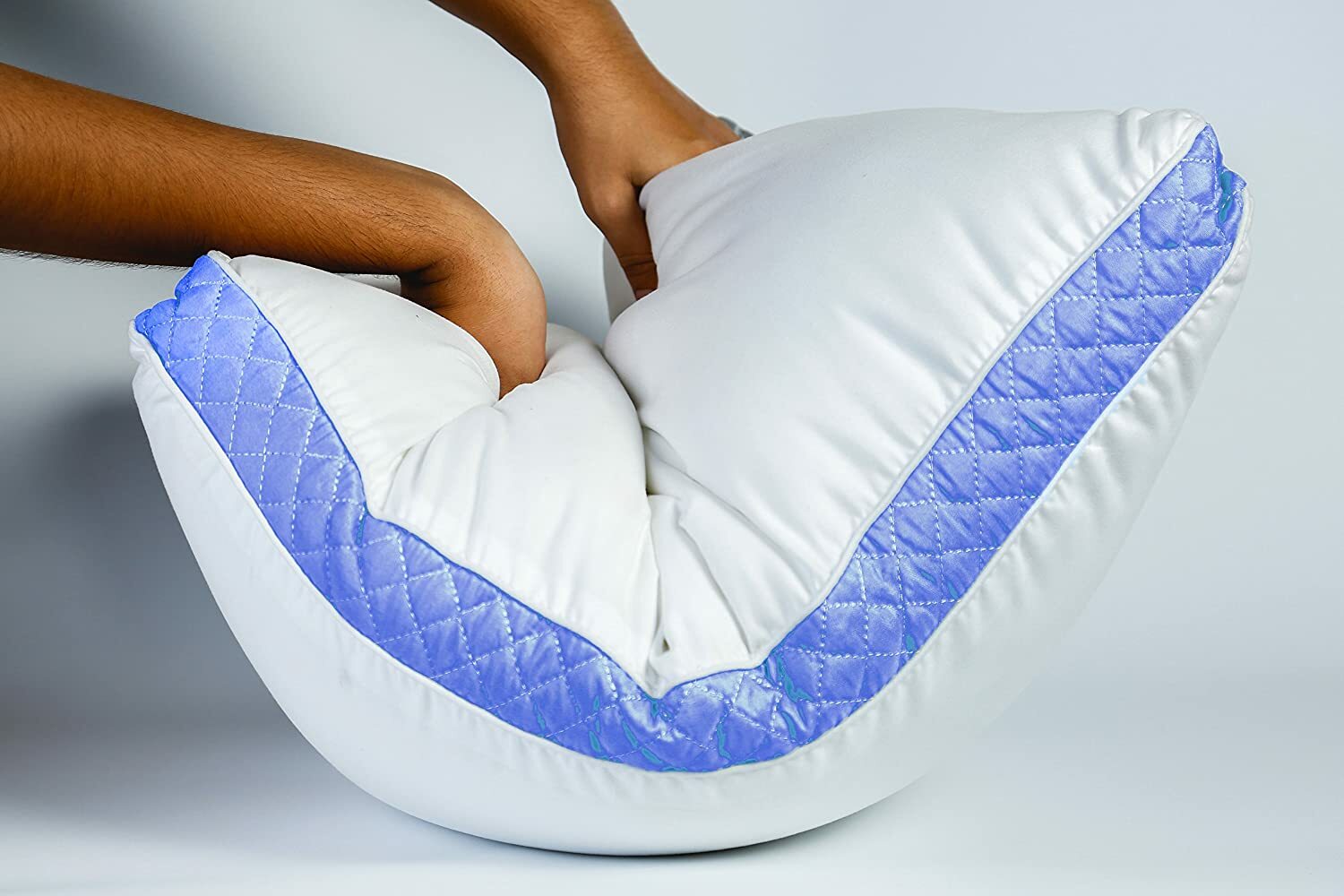 Gusseted Pillow Set of 2 Bed Pillows Neck Support Side & Back Sleepers Pillows