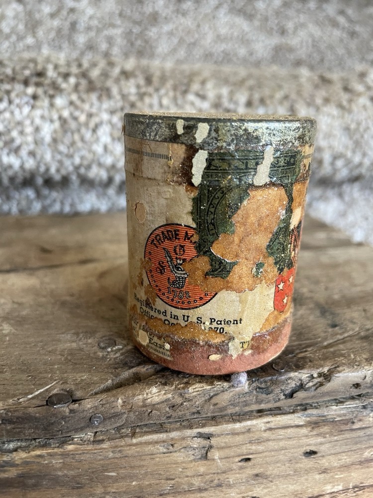 W.E. Garrett & Sons Scotch Snuff Container