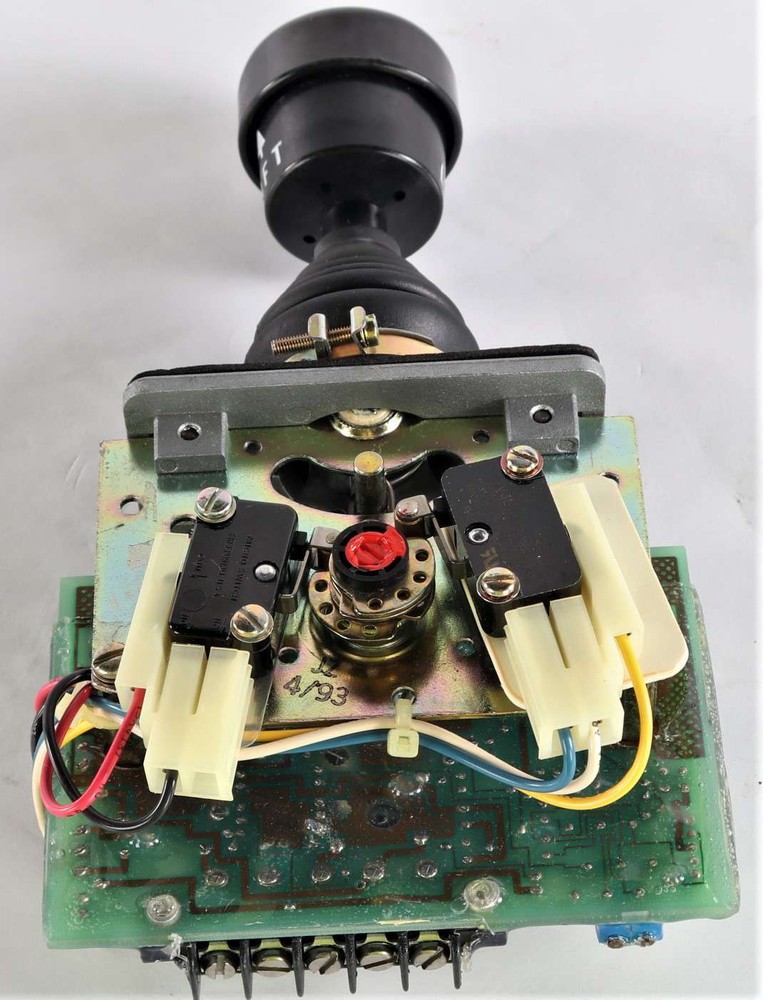 New EMS4M8263 OEM Controls Joystick Control 9A 12V