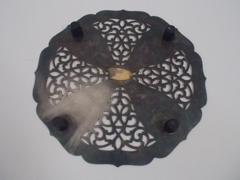VTG Towle Silverplate Footed 8" Trivet