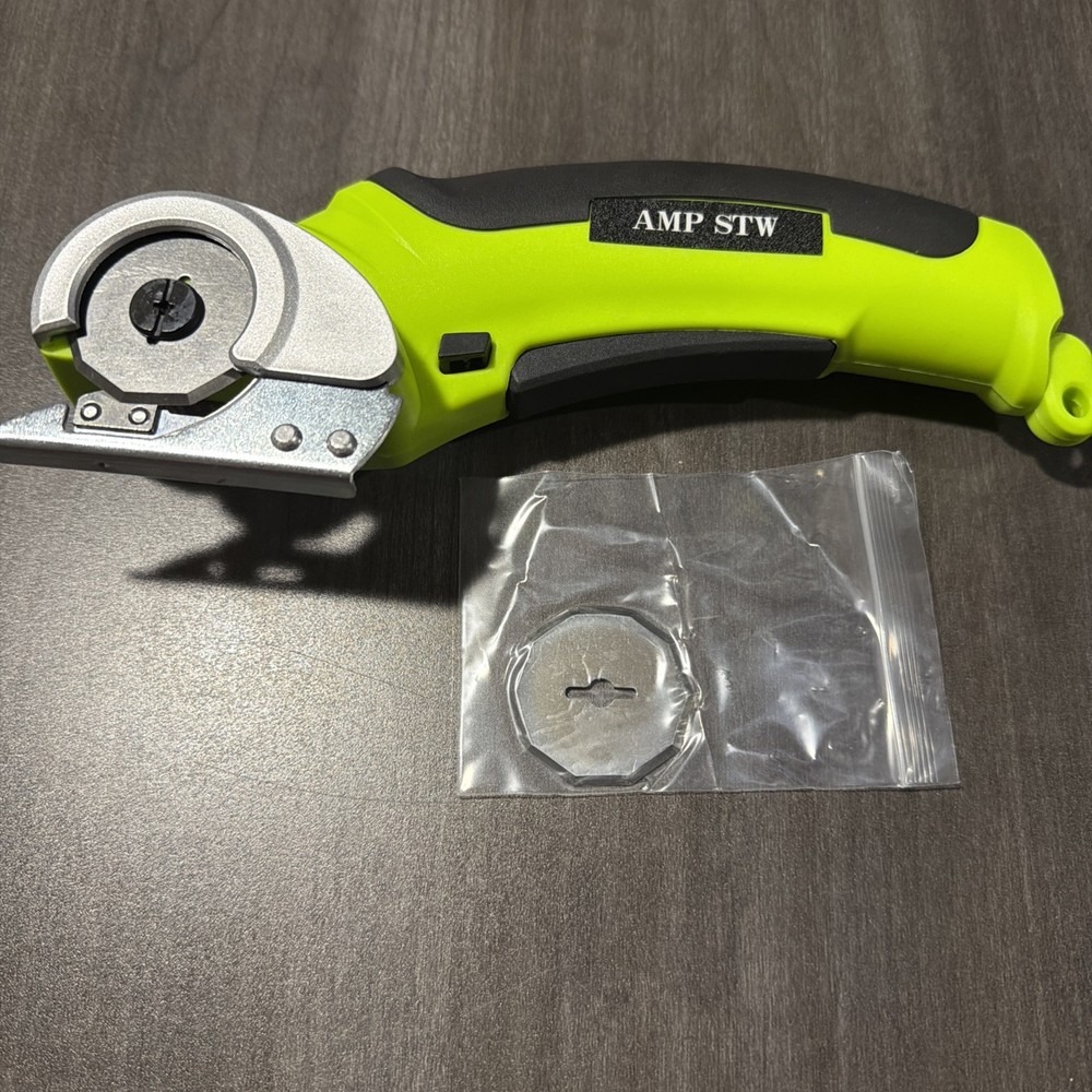 Electric Cordless Scissors Set with Replacement Blade