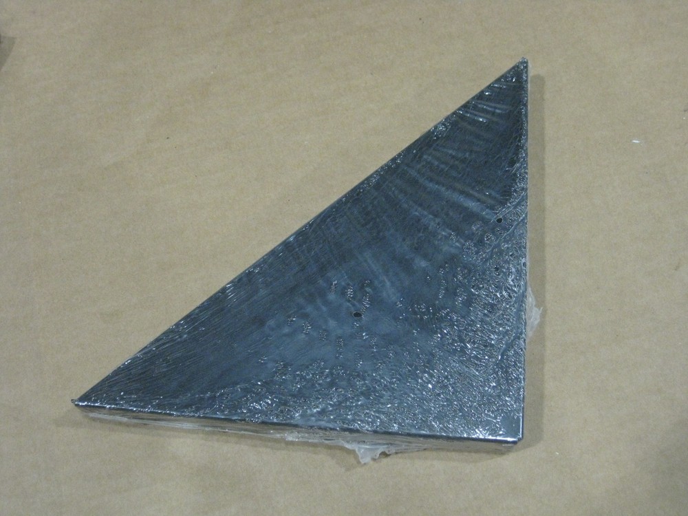 MB-1267 PAIR Bud Industries corner mount bracket 7" x 7" new sealed triangular