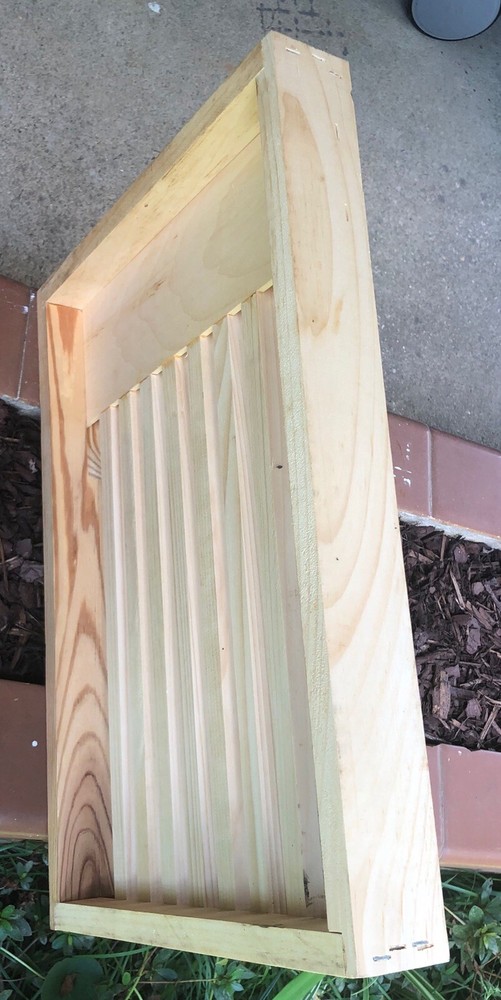 Pine 8 frame slatted rack for Langstroth bee hive