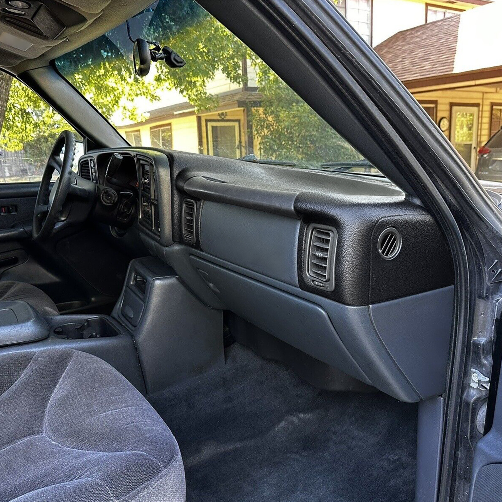 Molded Dash Cover Cap Board Overlay Black For 1999-06 03 Chevy Silverado Sierra