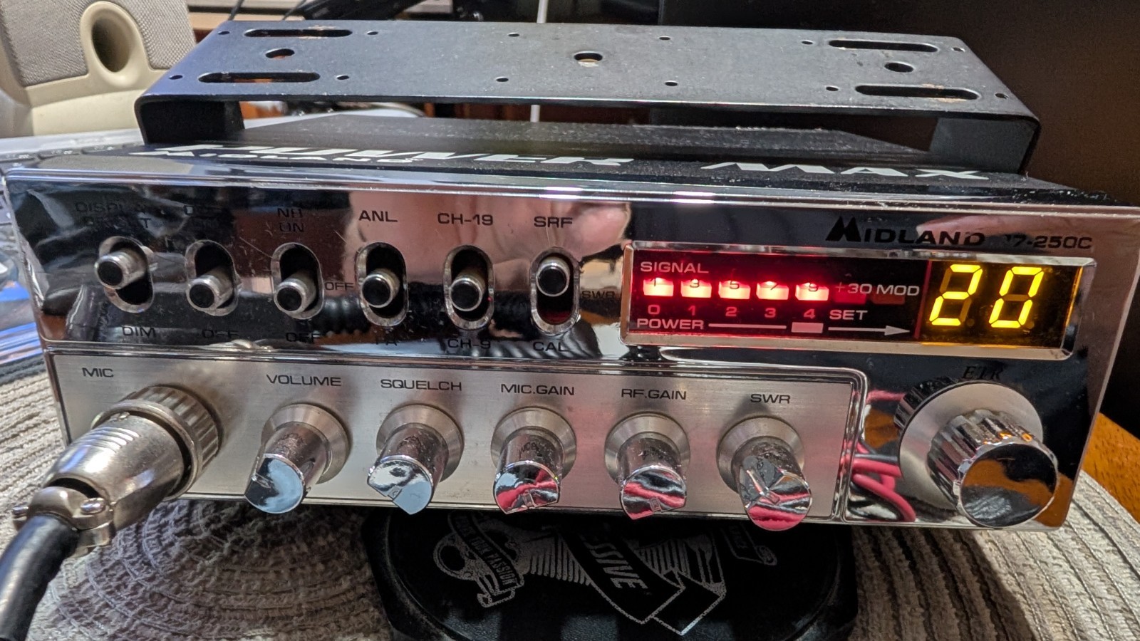 Midland Power Max 77-250c Peaked, Tuned Tested WATCH VIDEO w/Box