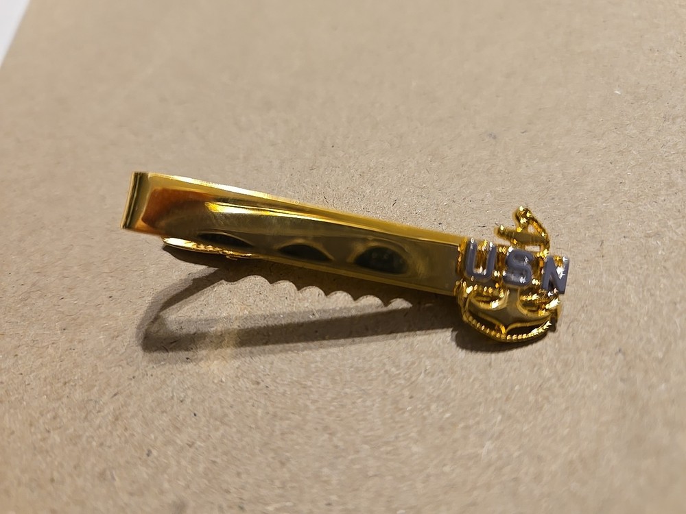 Genuine U.S. NAVY TIE CLASP: E7 CHIEF
