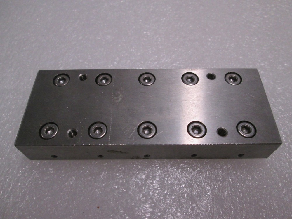 THK, 2075 Slide Rail, Used