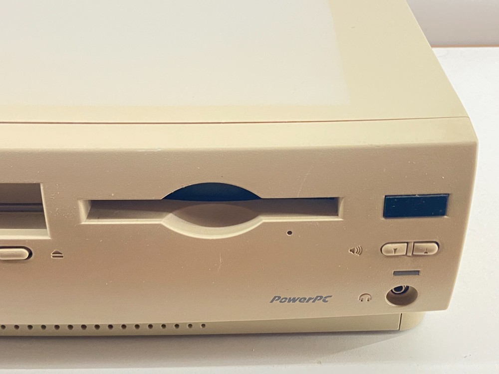 🖥️ Vintage Apple Macintosh Performa 6320CD (Model M3076) Desktop