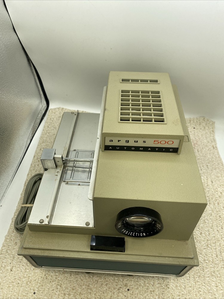 Vintage Argus 500 Electromatic Remote Automatic Slide Projector Needs Bulb
