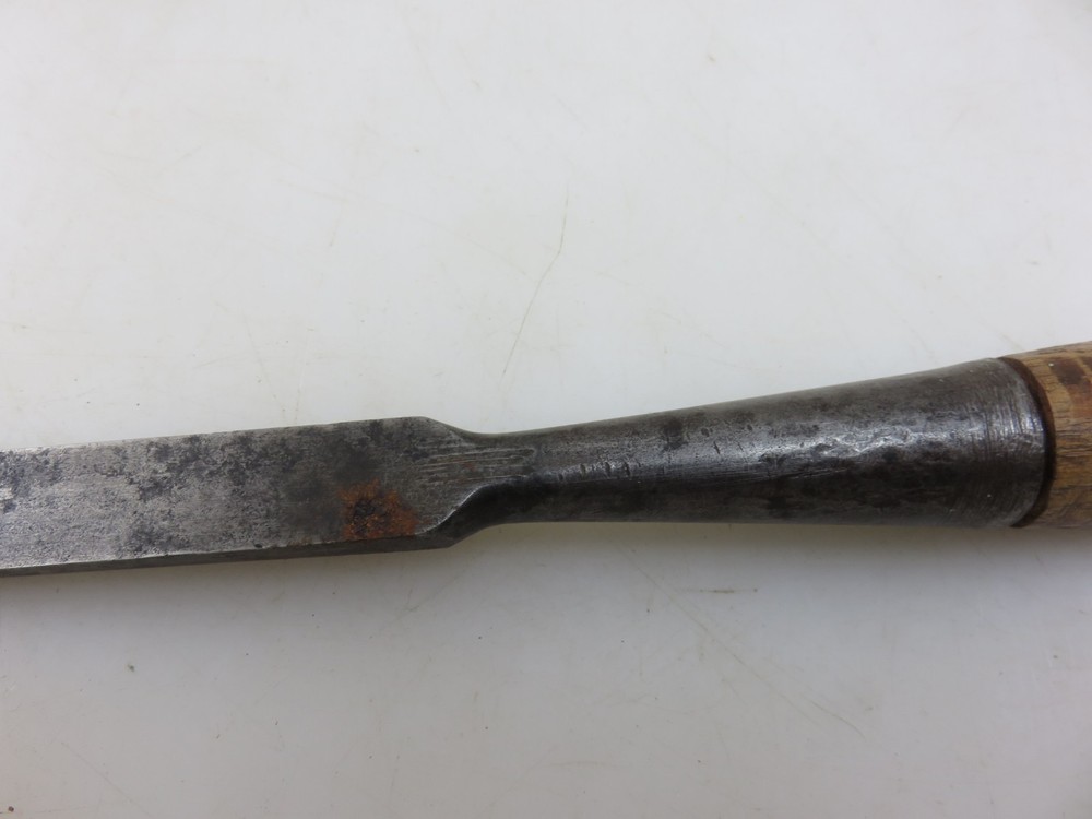DR Barton Wood Handle Socket Chisel 5/8" Vintage
