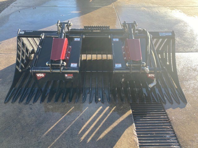 VIRNIG 84" Skeleton Rock Grapple