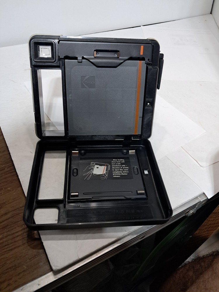 Vintage Kodak "the Handle" Instant Camera Untested (a)