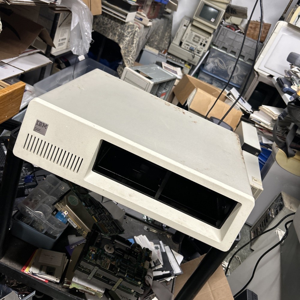 IBM Model 5160 Computer Case Only XT sleeper build beige computer