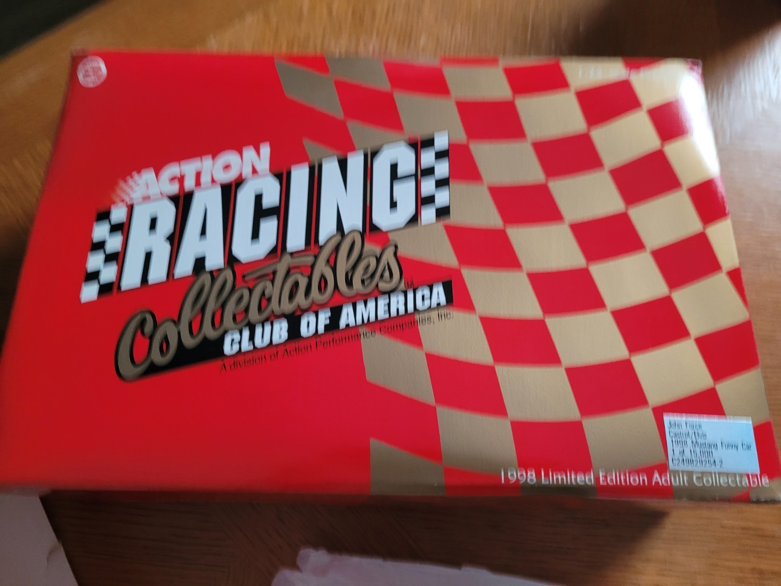 Action 1998 John Force Elvis Castrol GTX Ford Mustang Funny Car 1:24 Die Cast