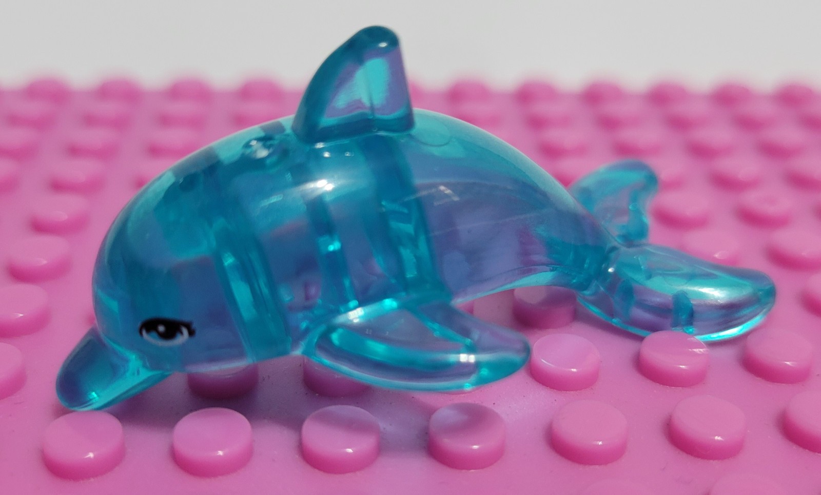 Animals Minifigure - Water - Dolphins, Flamingo, Octopus, Otter, Penguin, Swan