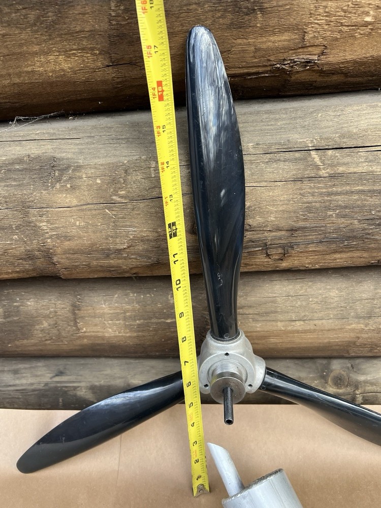 BYRON HELLCAT RC AIRPLANE MAHLE GAS ENGINE PROPELLER