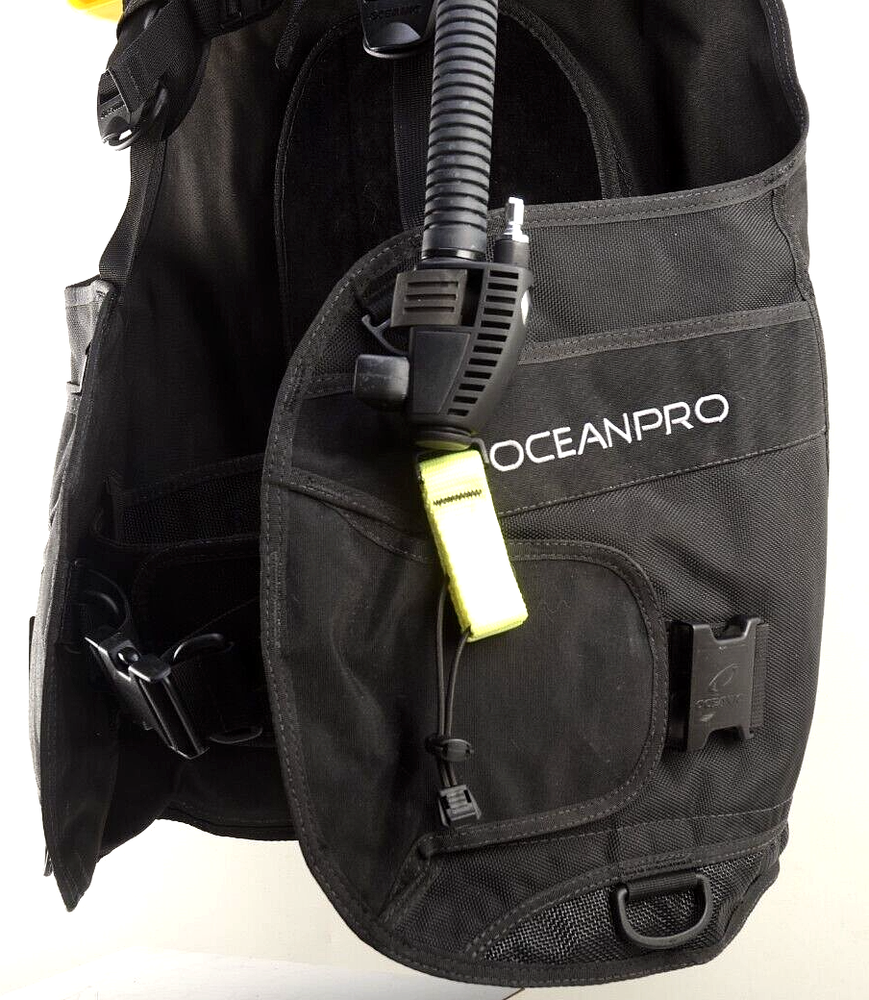 Oceanic Oceanpro BCD w/o Integrated Weight Size Small (see size chart below) EUC