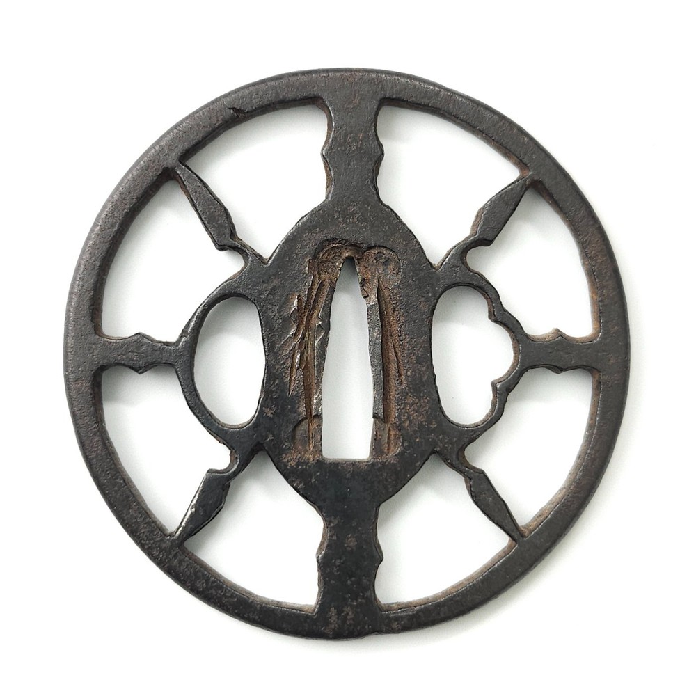 Owari Sukashi Tsuba