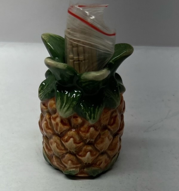 Pinneaple Ceramic Toothpick Holder