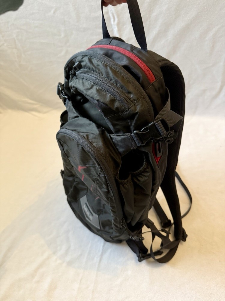 Camelbak M.U.L.E. Hydration Backpack Black/Red With Water Bladder 70oz.