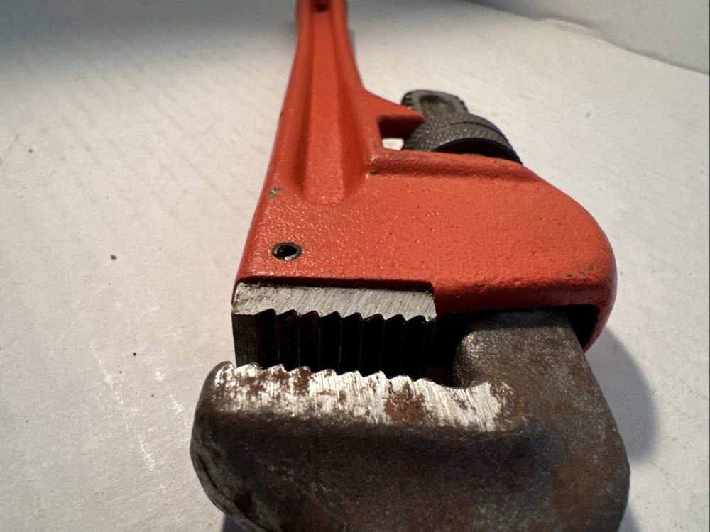 10" Pipe Wrench Cast Iron HEAVY NICE ORANGE Pittsburgh