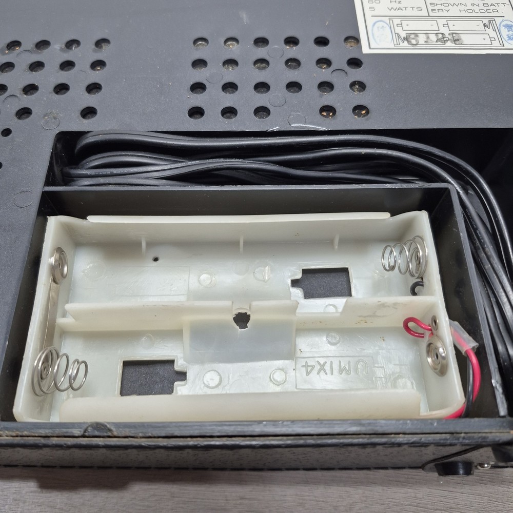 Vintage 70's 1425 Westminster Solid state World Time Ham operators multiband