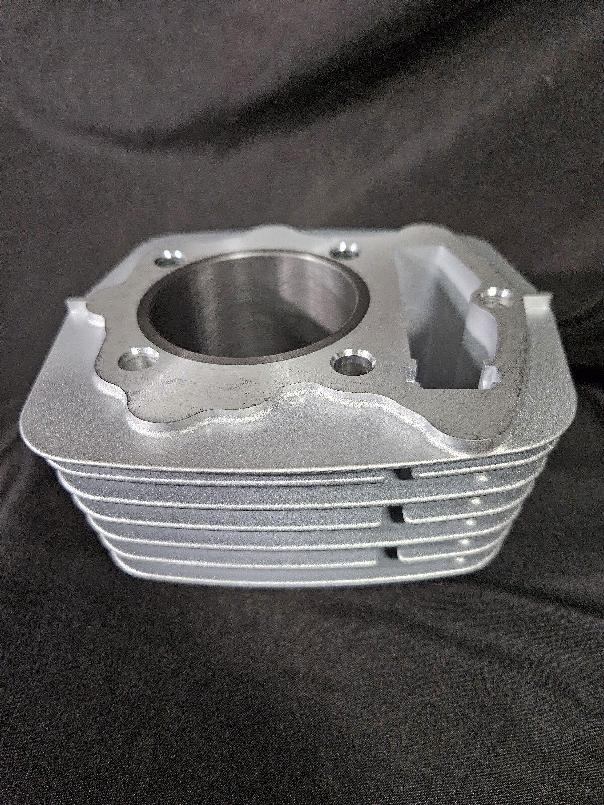 Honda ATC 200 Cylinder And Piston kit 63.00mm With gaskets NEW TO EBAY atc200