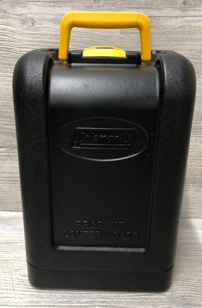 2003 Coleman Model 5155 2-Mantle Lantern w/Hard Storage Case Untested