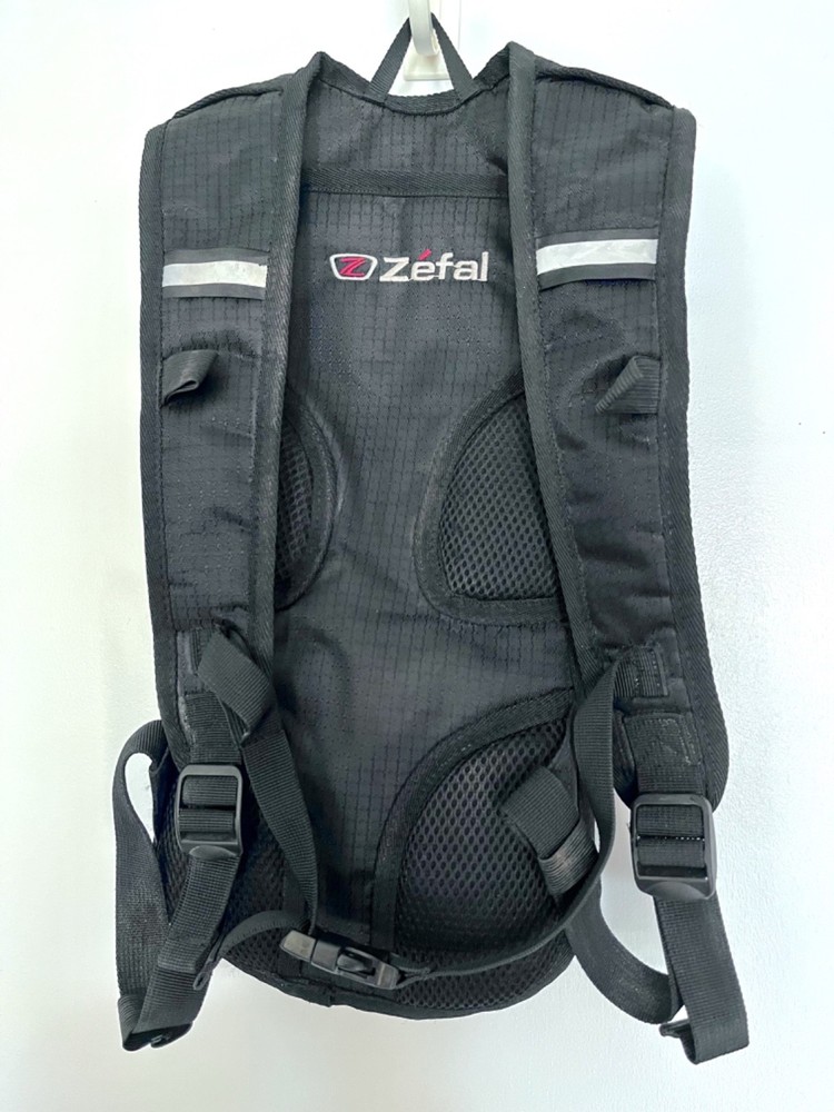Zefal Hydration Backpack with Camelback Bladder & Cleaning Supplies