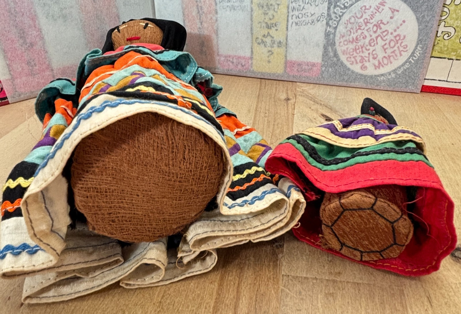 2 Native American Seminole Husk Dolls, Palmetto Fiber Cloth Dresses, 9" and 4"