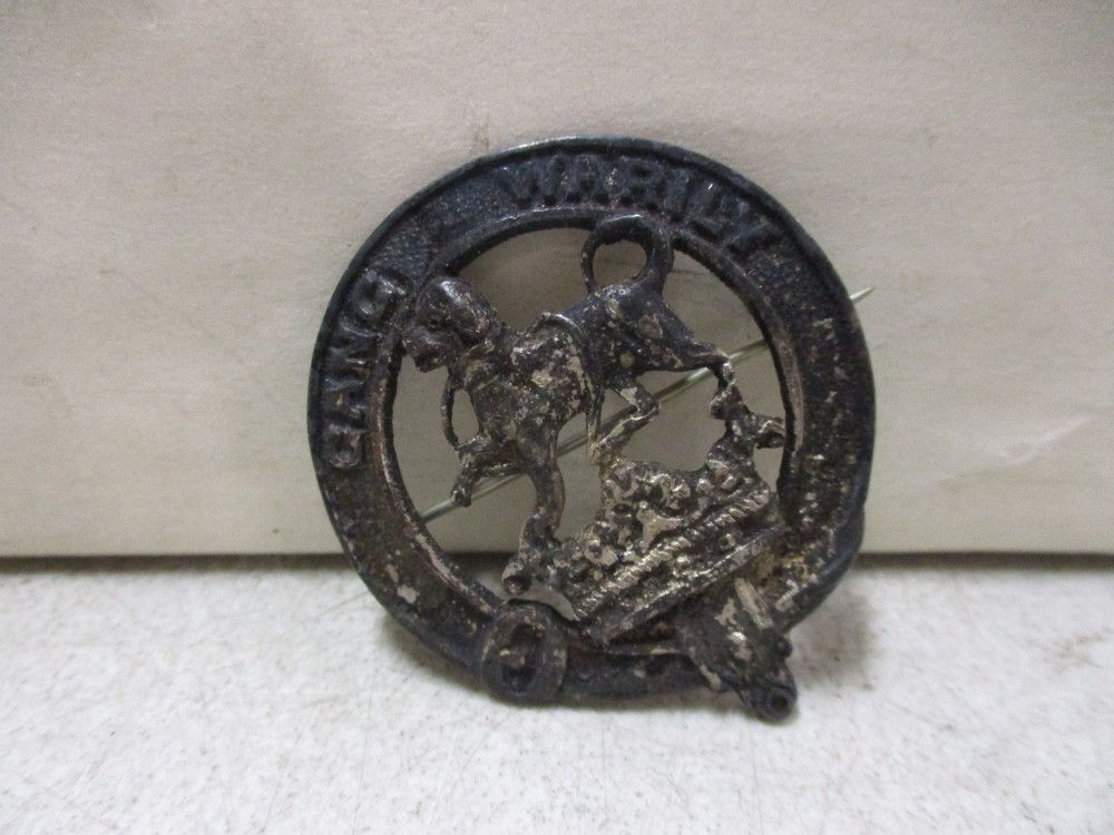 Gang Warily Pin