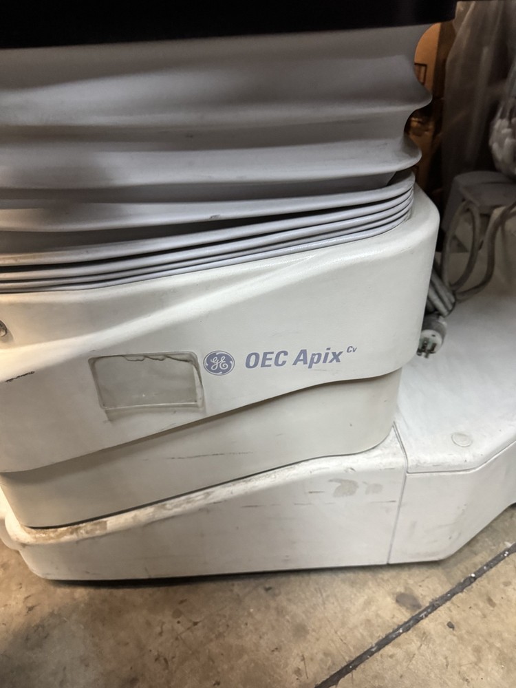 GE Apix CV Imaging table