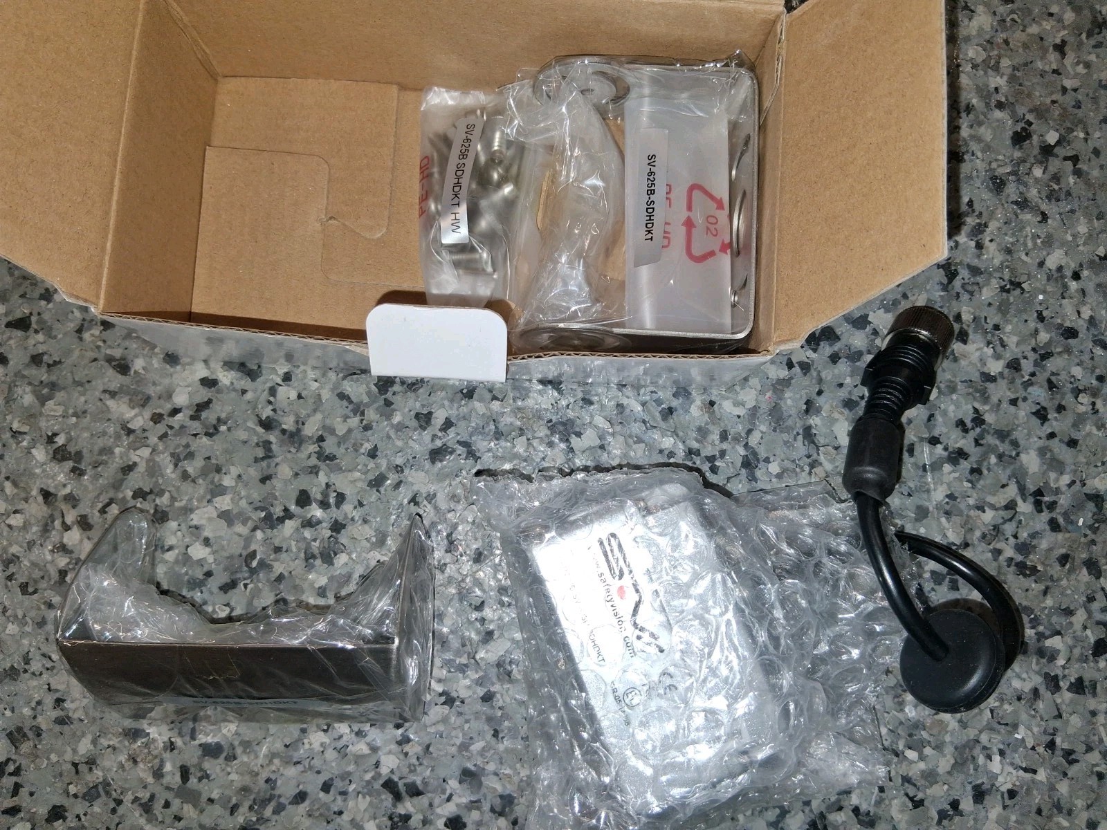 AUTHENTIC GENUINE SAFETY VISION SV-625B-KIT SV625B BRAND NEW