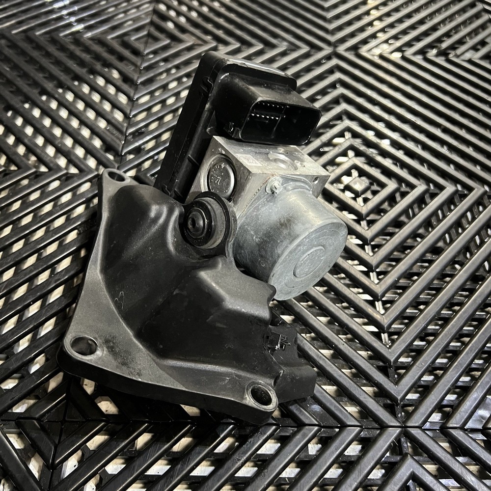 DUCATI 959 PANIGALE 2016 ABS CONTROL UNIT MODULE  ABS BRAKE PUMP