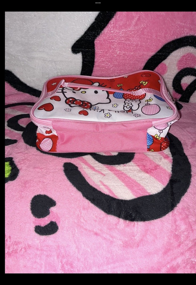 Hello Kitty Insulated Lunch Bag