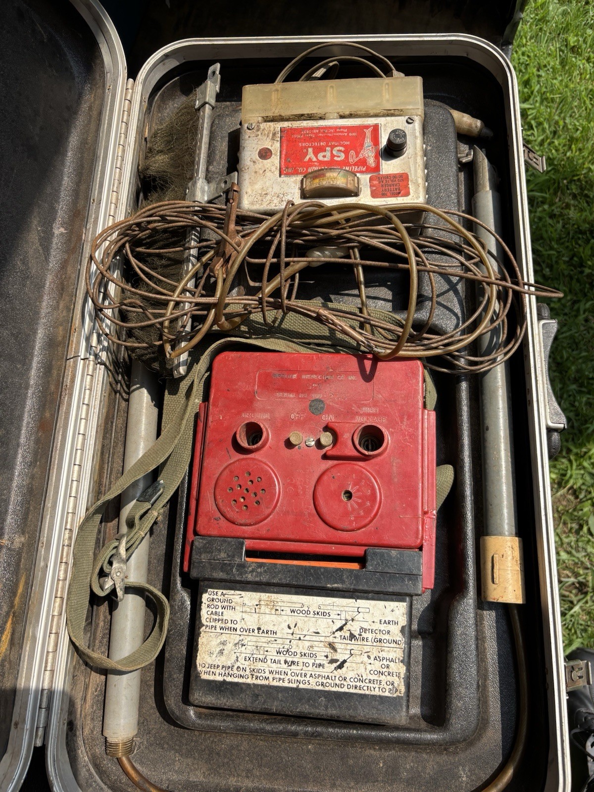 Pipeline Inspection Company  Spy Holiday Detecter Model 706