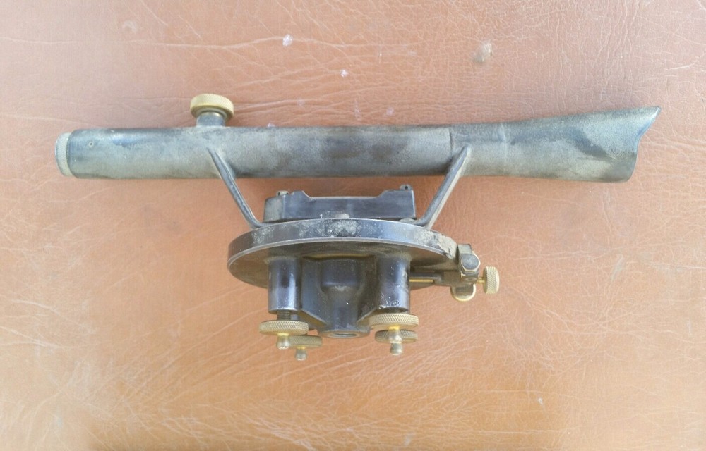 BERGER INSTRUMENTS MODEL 190B WITH STORAGE CASE ((