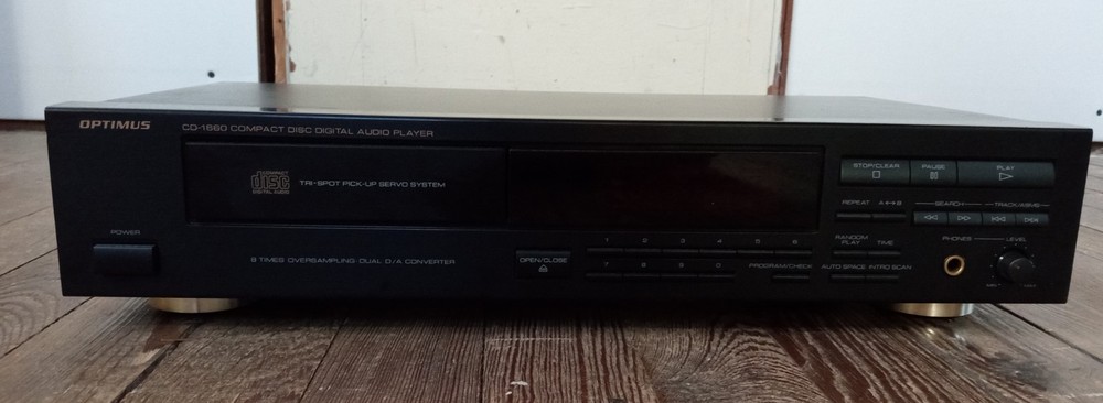 Optimus CD-1660 CD Player, Powers On, *PLEASE READ*
