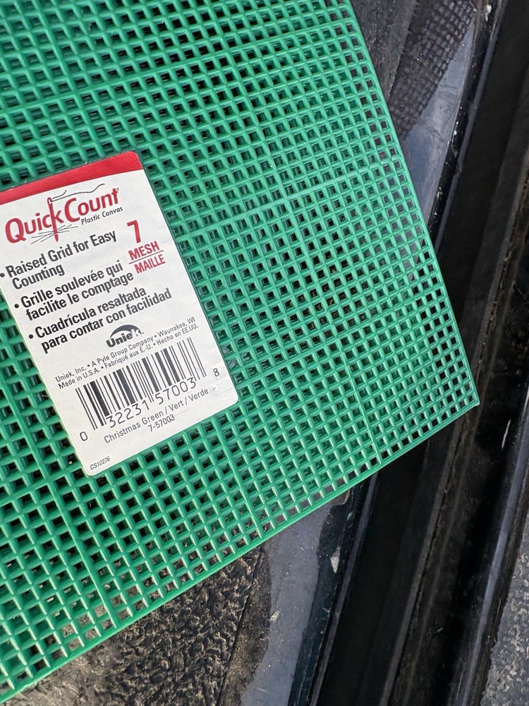 25 Pc Lot Darice, Quick-Count Plastic Canvas Mesh Sheets