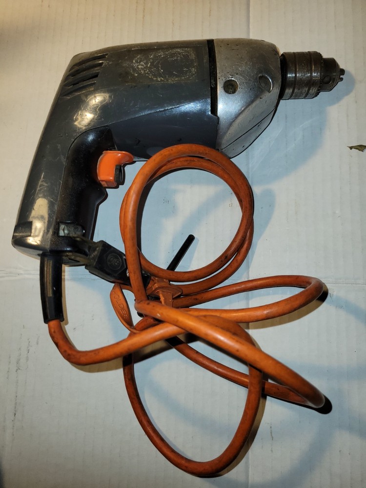 BLACK & DECKER 7254 type 2 Variable Speed Reverable Heavy Duty Drill W/Chuck Key
