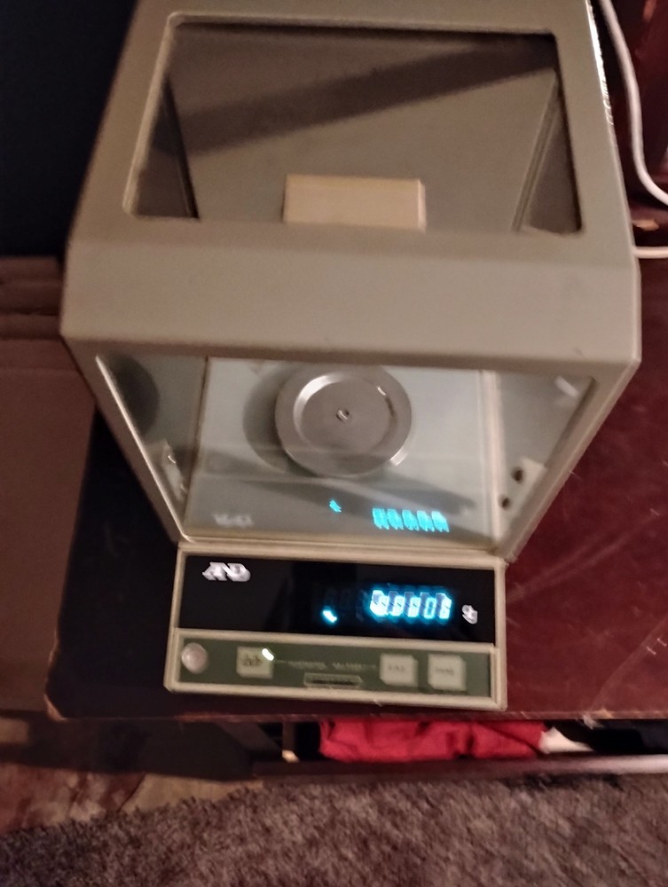 A&D ER-182A Analytical Balance Laboratory Scale